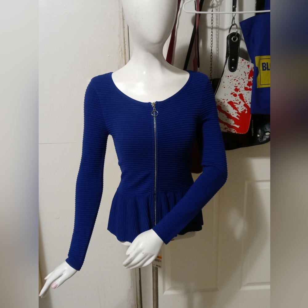 International Concepts Blue Pimplum With Ring Zipper Size S